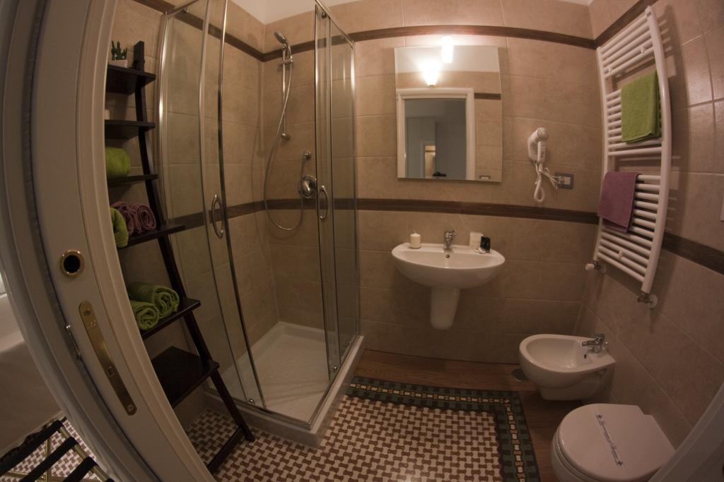 ブリンディジ Palazzo 900 Bed & Breakfast 部屋 写真